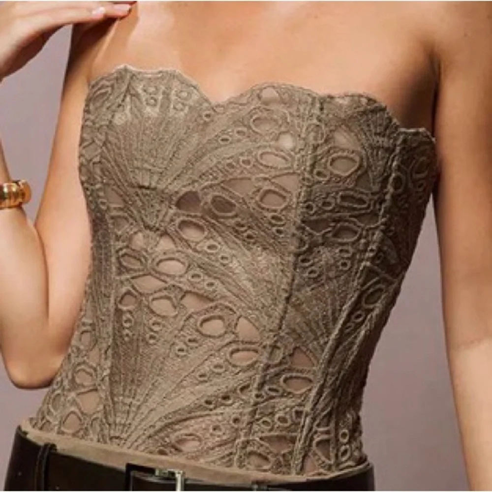 Crochet Lace Cap Sleeve Blouse in Tan - Picture 5 of 6